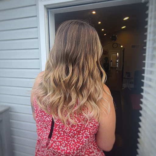 Beauty Salon «Color Bar Beauty Salon», reviews and photos, 519 N Mountain Rd, Harrisburg, PA 17112, USA