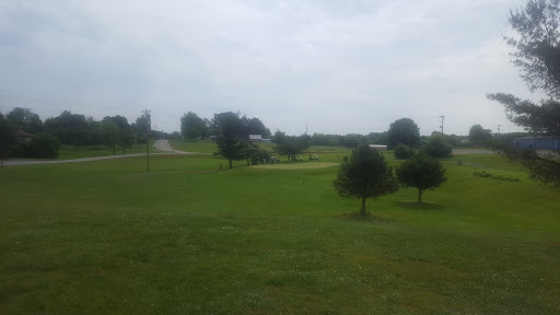 Golf Course «Lincoln Trail Country Club», reviews and photos, 900 Country Club Rd, Vine Grove, KY 40175, USA