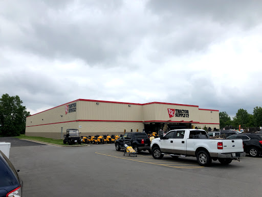 Home Improvement Store «Tractor Supply Co.», reviews and photos, 129 Perry Rd, Plainfield, IN 46168, USA