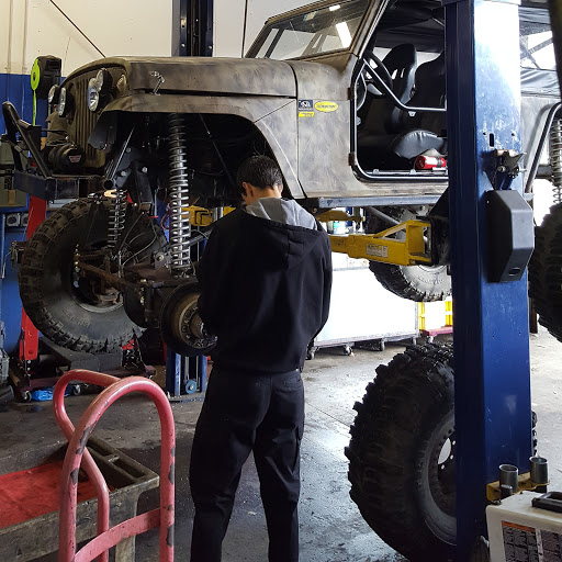 Car Repair and Maintenance «4X4 And More Maintenance Overhaul Repair Enhancement All Makes & Models Jeep Repair Smog Test/repair», reviews and photos, 5040 Scotts Valley Dr, Scotts Valley, CA 95066, USA