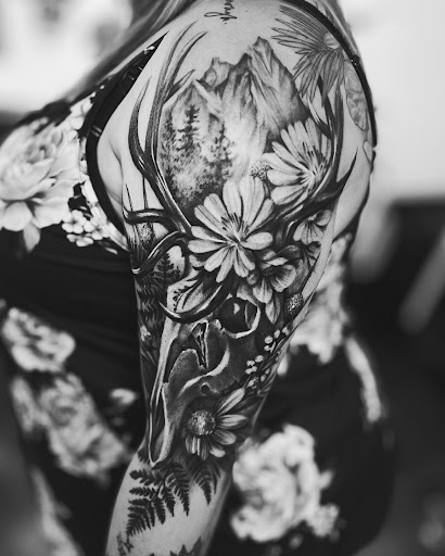 Explore florida tattoo ideas for guys, creative tattoo ideas in Watford City, available at The Ink Well Tattoo & Body Piercing