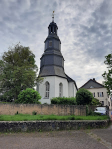 Evangelische Schloßkirche Löhnberg - Evangelische Kirchengemeinde Löhnberg Pfarrgasse 4, 35792 Löhnberg, Deutschland