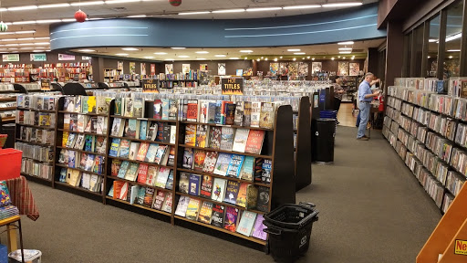 Book Store «Bookmans Mesa Entertainment Exchange», reviews and photos, 1056 S Country Club Dr, Mesa, AZ 85210, USA