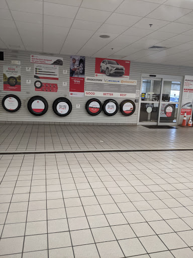 Used Car Dealer «Toyota of Nashua», reviews and photos, 10 Marmon Dr, Nashua, NH 03060, USA