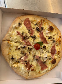 Photos du propriétaire du Pizzeria PIZZA CHEZ VOUS LES ARCS - n°6