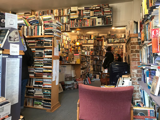 Used Book Store «Serendipity the Used Book Pl», reviews and photos, 223 A St, Friday Harbor, WA 98250, USA