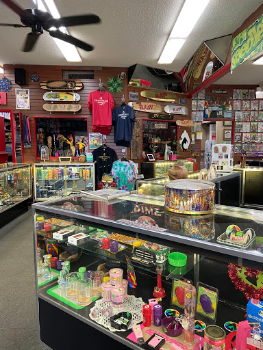 Tobacco Shop «Paraphernalia Boutique - Smoke Shop / Head Shop», reviews and photos, 4234 W Dunlap Ave, Phoenix, AZ 85051, USA
