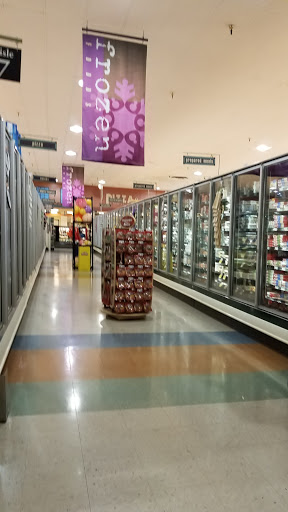 Grocery Store «Giant Food Stores», reviews and photos, 200 Town Center, New Britain, PA 18901, USA