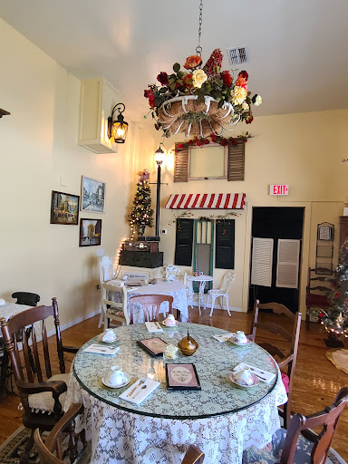 Tea House «The Tilted Teacup Tea Room and Boutique», reviews and photos, 103 S Saxon Ave, Brooksville, FL 34601, USA