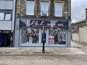 Lala Nails and Spa