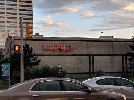 Office Supply Store «Staples», reviews and photos, 613 Washington Blvd, Jersey City, NJ 07310, USA