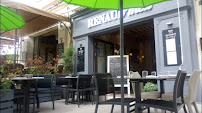 Atmosphère du Restaurant gastronomique Renaud'Mets à L'Isle-sur-la-Sorgue - n°1