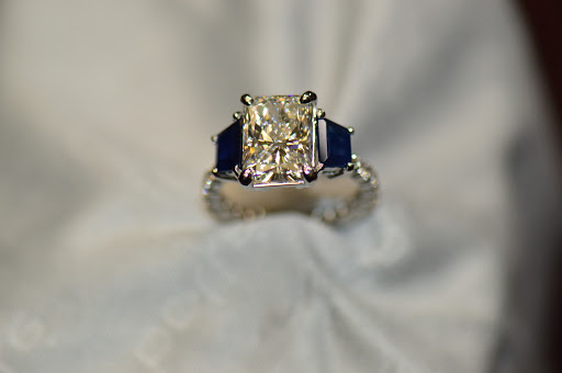 Jeweler «Batky Jewelers», reviews and photos, 5600 W Lovers Ln #120, Dallas, TX 75209, USA