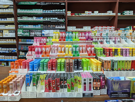 Tobacco Shop «Cig Star - Smoke, Vapor & Glass», reviews and photos, 2060 E Avenida De Los Arboles Suite H, Thousand Oaks, CA 91362, USA