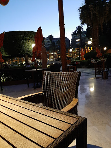 Garden Promenade Café