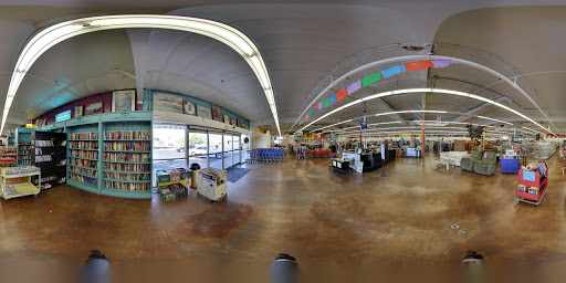 Thrift Store «Casa De Los Ninos Thrift Store», reviews and photos, 1302 E Prince Rd, Tucson, AZ 85719, USA