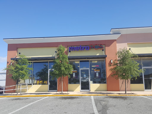 Cell Phone Store «MetroPCS Authorized Dealer», reviews and photos, 2812 S Bay St, Eustis, FL 32726, USA