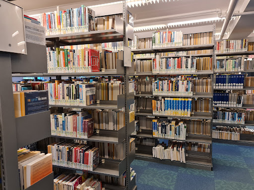 Middle Country Public Library image 7