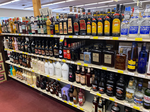 Liquor Store «M & R Liquor Store», reviews and photos, 214 W Main St, Avon, CT 06001, USA