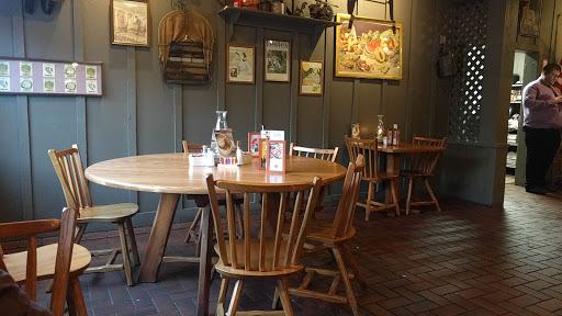 American Restaurant «Cracker Barrel Old Country Store», reviews and photos, 14 Frontage Rd, Clinton, NJ 08809, USA