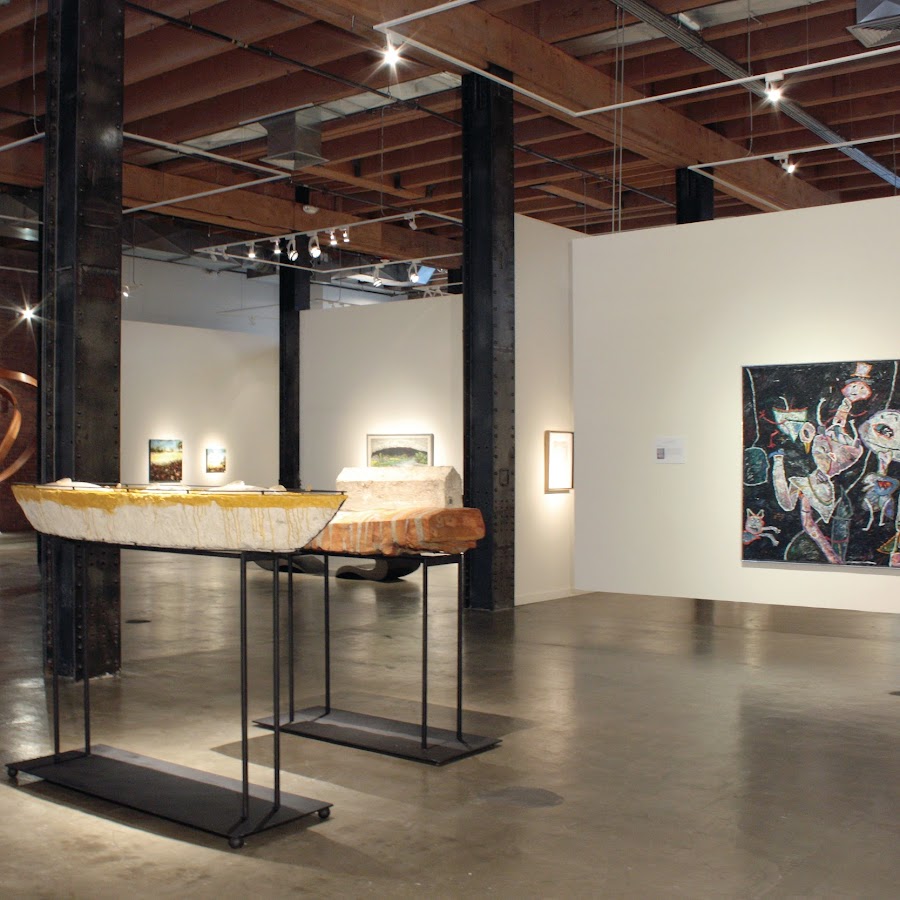 Foster/White Gallery reviews