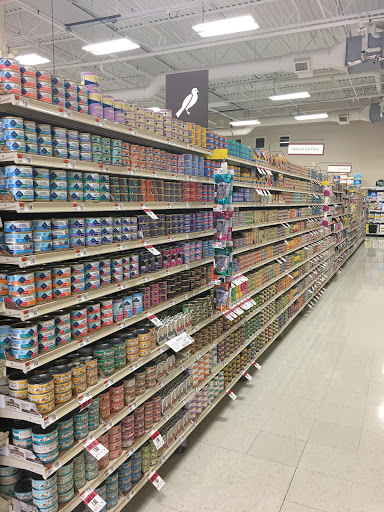 Pet Supply Store «Pet Supplies Plus», reviews and photos, 4920 Wilson Ave SW Suite 100, Grandville, MI 49418, USA