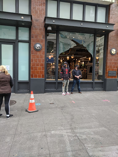 Clothing Store «Old Navy», reviews and photos, 801 Market St, San Francisco, CA 94103, USA