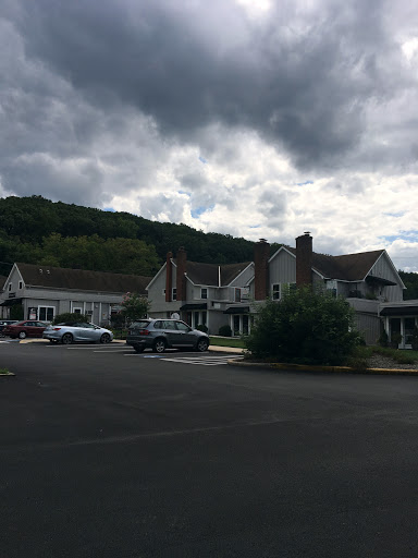 Shopping Mall «Stevenson Village Shopping Center», reviews and photos, 10415 Stevenson Rd, Stevenson, MD 21153, USA