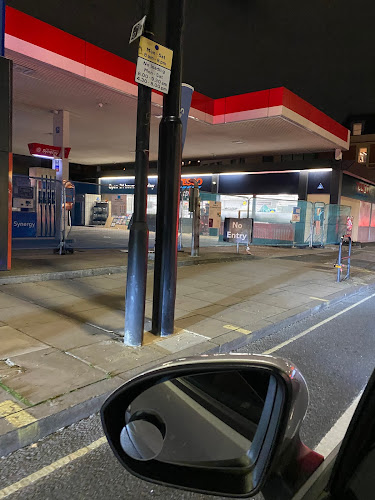 Comments and reviews of ESSO TESCO FULHAM EXPRESS
