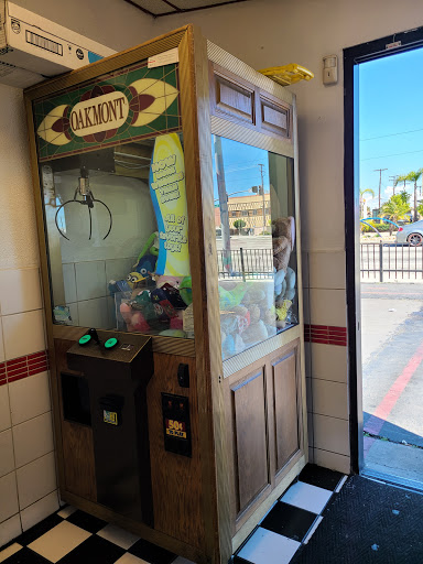 Car Wash «Klassic Car Wash & Detail Center», reviews and photos, 1801 Long Beach Blvd, Long Beach, CA 90806, USA