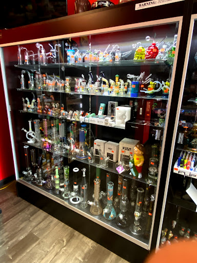 Tobacco Shop «Duet Smoke Shop», reviews and photos, 15355 Sherman Way h, Van Nuys, CA 91406, USA