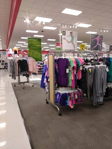 Department Store «Target», reviews and photos, 850 W North Ave, Melrose Park, IL 60160, USA