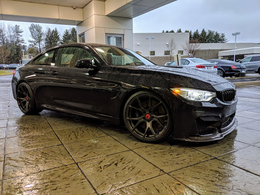 BMW Dealer «Thompson BMW», reviews and photos