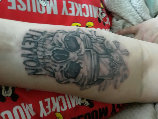 Tattoo Shop «Alter-Ego Tattoo Studio», reviews and photos, 204 Main St, Kewaskum, WI 53040, USA