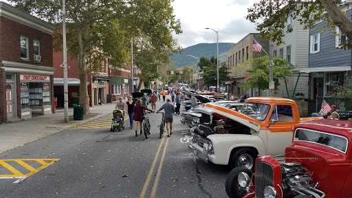 Donut Shop «Glazed Over Donuts», reviews and photos, 315 Main St, Beacon, NY 12508, USA