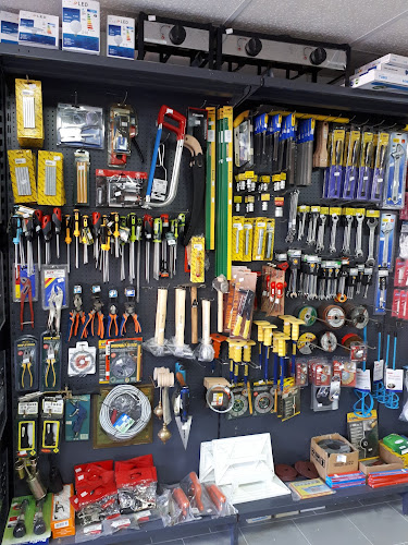 Opinii despre Agostinho Marques Pinho & Filhos, Lda. în Odivelas - Drogaria