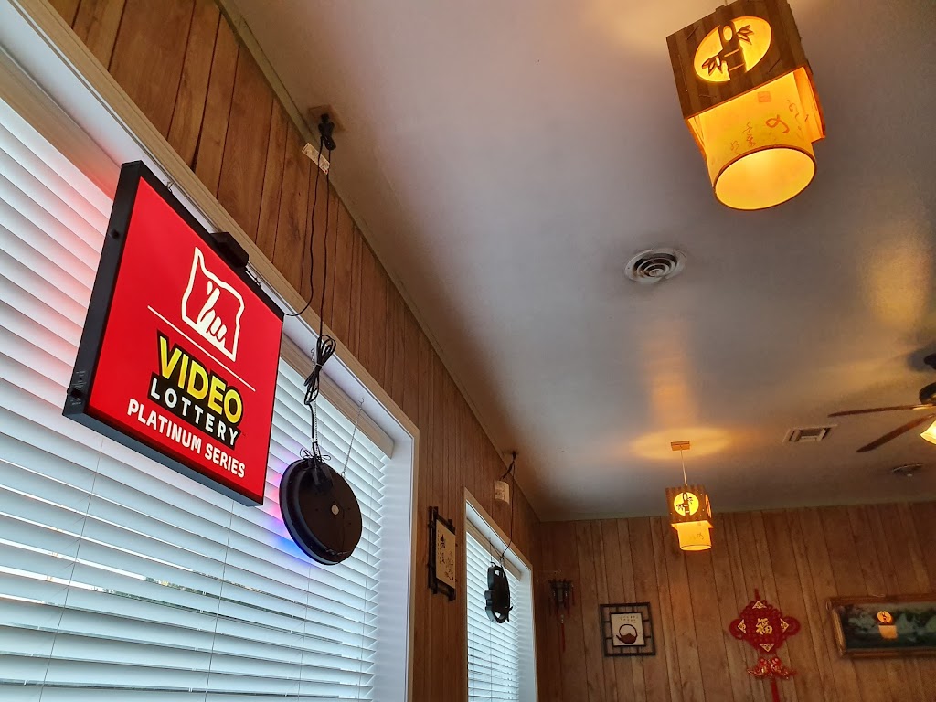 Gee's Family Restaurant 97754