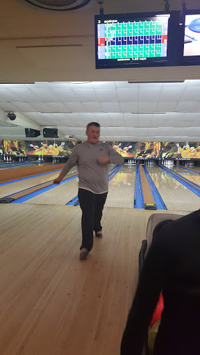 Bowling Alley «Playhouse Lanes», reviews and photos, 3245 Garrett Rd, Drexel Hill, PA 19026, USA