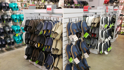 Shoe Store «Crocs», reviews and photos, 15715 S Apopka Vineland Rd, Orlando, FL 32821, USA