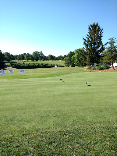Golf Course «Pine Hills Golf Club», reviews and photos, 433 W 130th St, Hinckley, OH 44233, USA