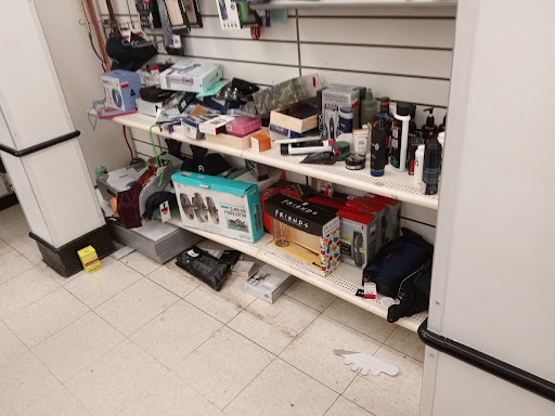 Department Store «T.J. Maxx», reviews and photos, 7555 W Hillsborough Ave, Tampa, FL 33615, USA