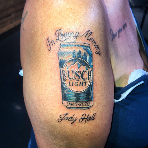 Tattoo Shop «Inkfamous Tatoo Studio», reviews and photos, 353 Vincennes St, New Albany, IN 47150, USA