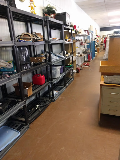 Thrift Store «Bread of Life Thrift Store», reviews and photos, 356 West Ave, Crossville, TN 38555, USA