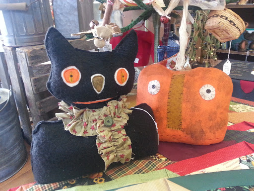 Antique Store «Junction on 3», reviews and photos, 247 N Main St, Rushville, IN 46173, USA