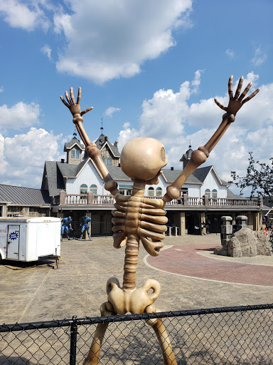 Haunted House «Land of Illusion Haunted Houses», reviews and photos, 8762 Thomas Rd, Middletown, OH 45042, USA