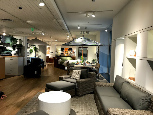 Furniture Store «Crate and Barrel», reviews and photos, 8505 Park Meadows Center Dr, Lone Tree, CO 80124, USA