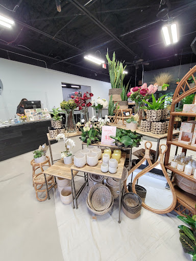 Florist «In Bloom Florist- Orlando, Florida», reviews and photos, 325 W Gore St, Orlando, FL 32806, USA