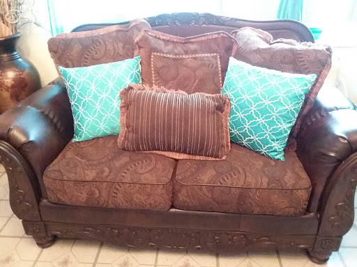 Furniture Store «Furniture Lefty», reviews and photos, 538 E 138th St, Bronx, NY 10454, USA