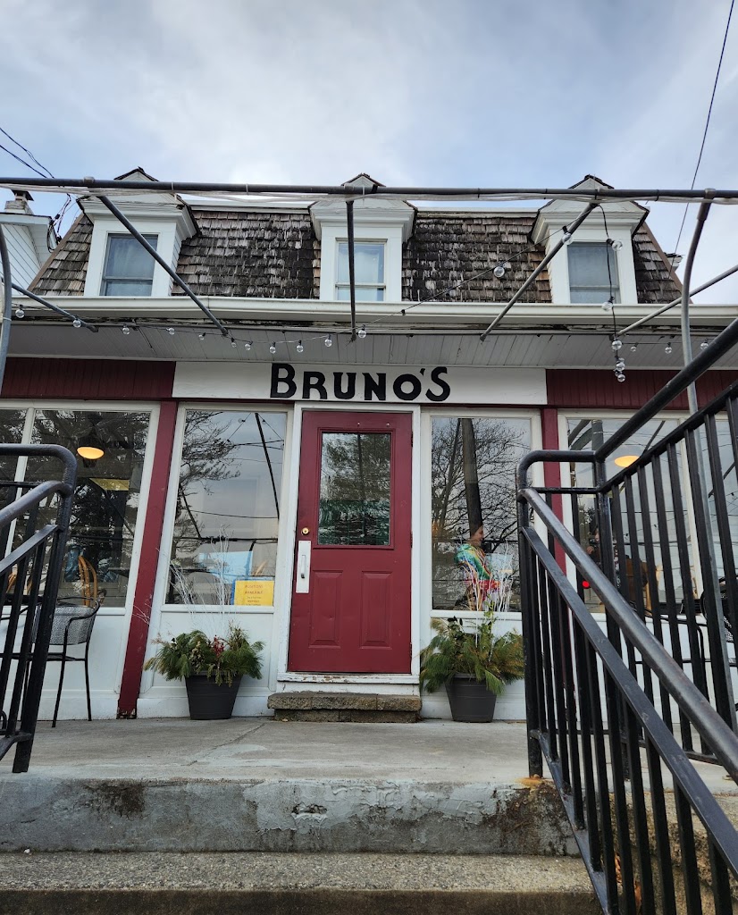 Brunos Restaurant & Catering 19444