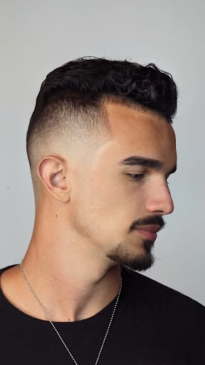 Barber Shop «Luxury Cuts 305 Barber Shop», reviews and photos, 11244 SW 137th Ave, Miami, FL 33186, USA